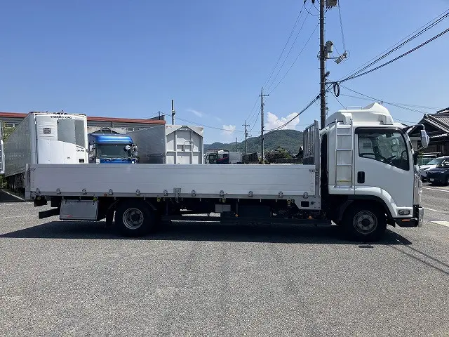 UD コンドル 2RG-BRR90T2(2WD)の写真8