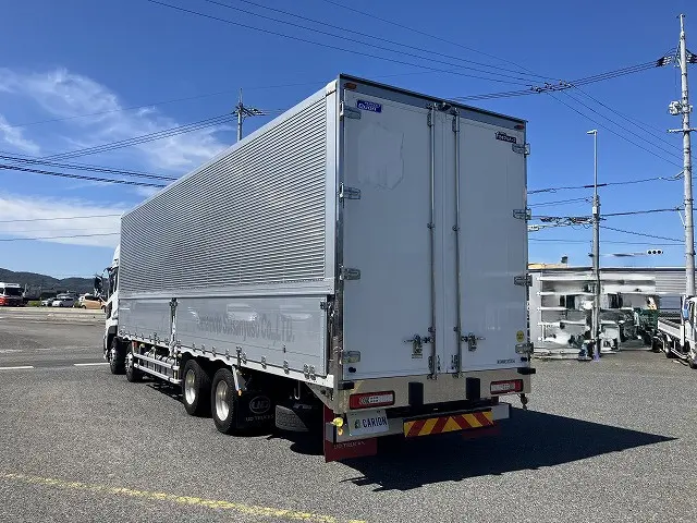 UD クオン 2RG-CG5FA(8x4)の写真3