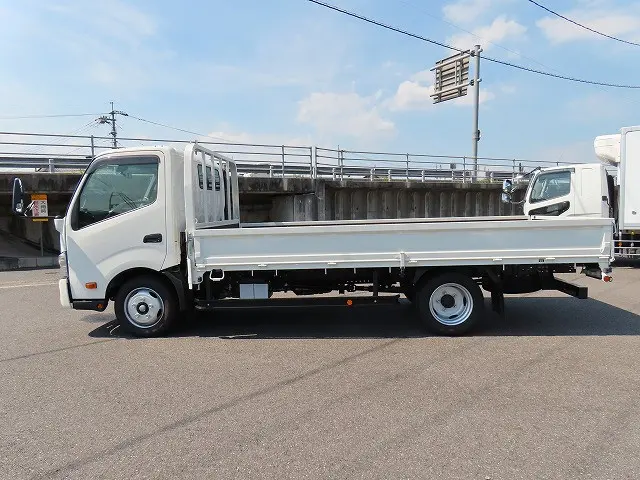 日野 デュトロ 2RG-XZU710M(2WD)の写真7
