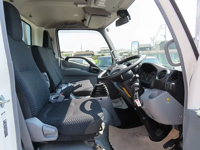 日野 デュトロ 2RG-XZU710M(2WD)の写真25
