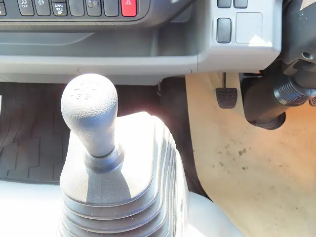 日野 デュトロ 2RG-XZU710M(2WD)の写真29