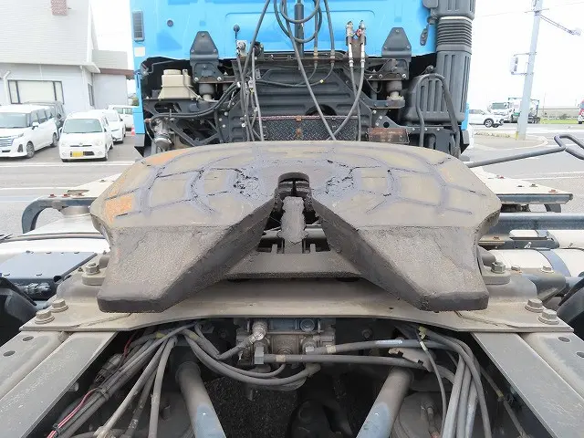 日野 プロフィア QPG-SH1EDDG(2WD)の写真9