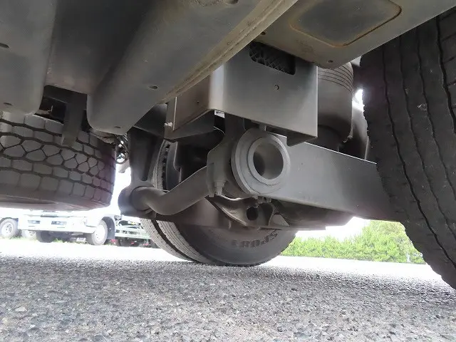 日野 プロフィア QPG-SH1EDDG(2WD)の写真12