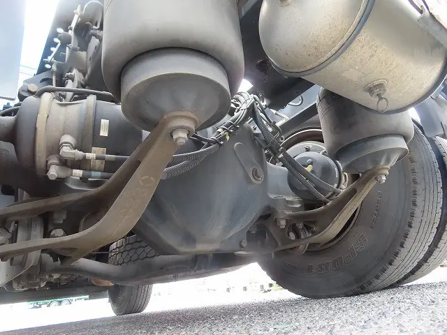 日野 プロフィア QPG-SH1EDDG(2WD)の写真14