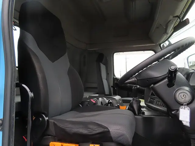 日野 プロフィア QPG-SH1EDDG(2WD)の写真20