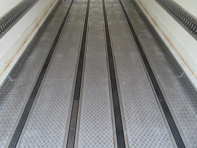 日野 レンジャー 2KG-FD2ABG(2WD)の写真13