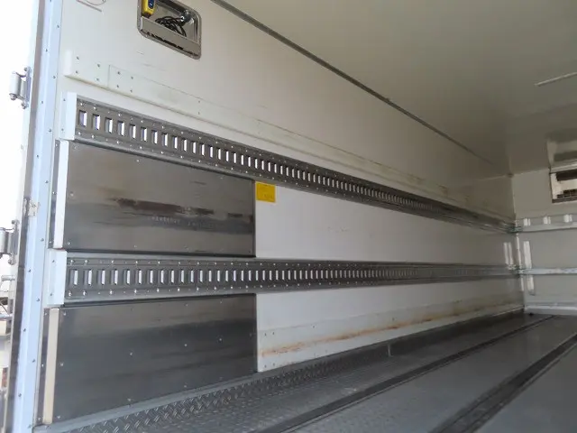 日野 レンジャー 2KG-FD2ABG(2WD)の写真14