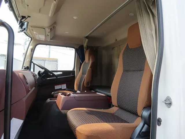 日野 レンジャー 2KG-FD2ABG(2WD)の写真26