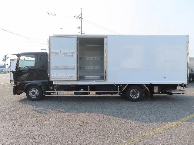 日野 レンジャー 2KG-FD2ABG(2WD)の写真7