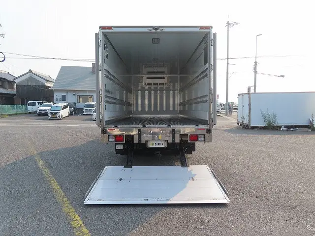 日野 レンジャー 2KG-FD2ABG(2WD)の写真9