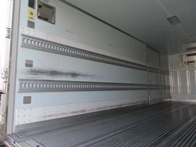 日野 レンジャー 2KG-FD2ABG(2WD)の写真13