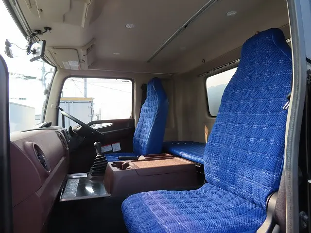 日野 レンジャー 2KG-FD2ABG(2WD)の写真25