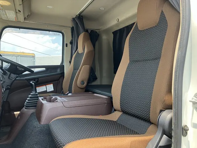 日野 レンジャー 2PG-FD2ABG(2WD)の写真25