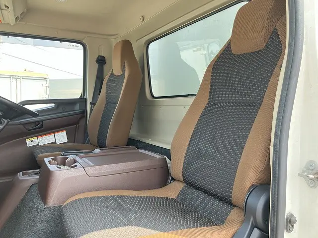 日野 レンジャー 2KG-FC2ABG(2WD)の写真25