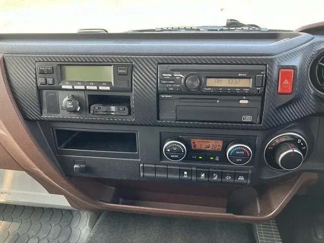日野 レンジャー 2KG-FC2ABG(2WD)の写真26