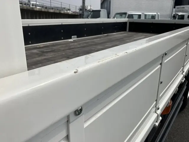 日野 レンジャー 2KG-GC2ABA(2WD)の写真27