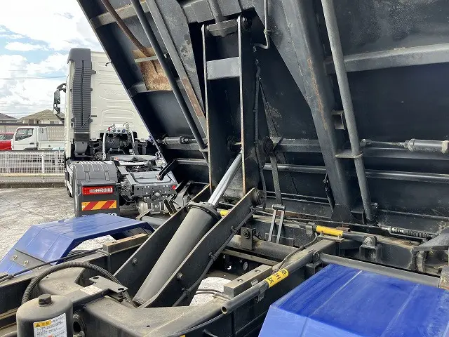 日野 レンジャー 2KG-FX2ABA(2WD)の写真13