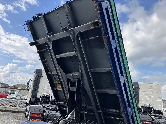 日野 レンジャー 2KG-FX2ABA(2WD)の写真14