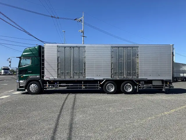 日野 プロフィア 2DG-FR1EH(6x2)の写真7