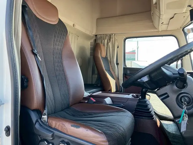 日野 レンジャー 2PG-FD2ABG(2WD)の写真24