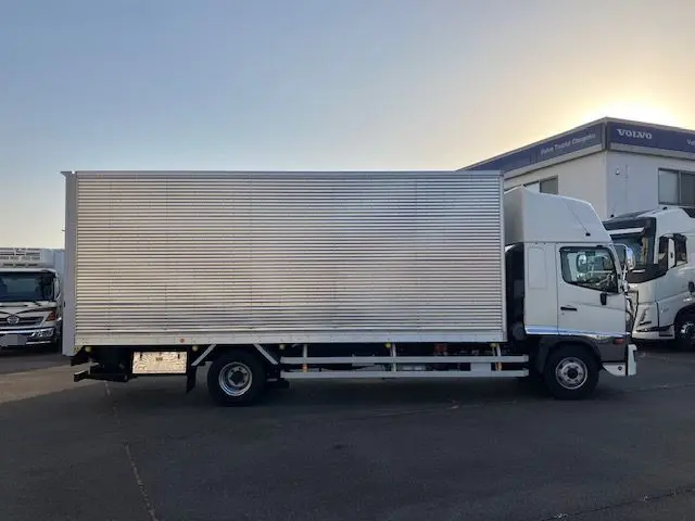 日野 レンジャー 2KG-GD2ABG(2WD)の写真8