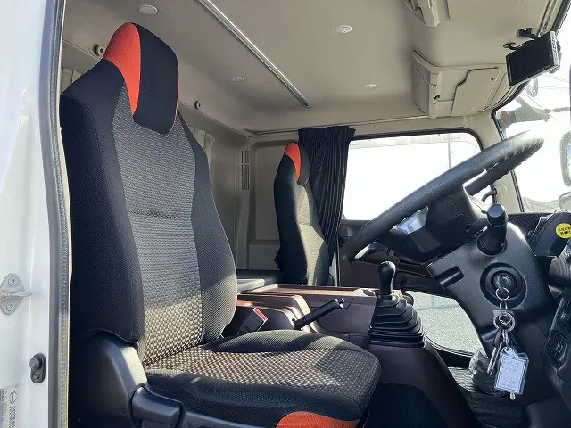 日野 レンジャー 2PG-FE2ABA(2WD)の写真26