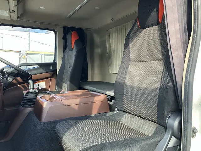 日野 レンジャー 2PG-FE2ABA(2WD)の写真27