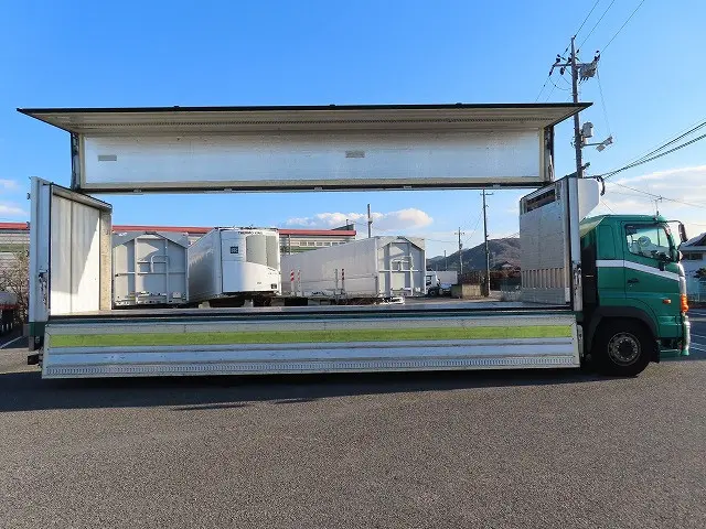 日野 プロフィア QPG-FR1EXEG(6x2)の写真10