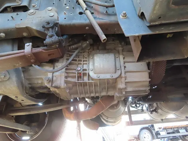 日野 プロフィア QPG-FR1EXEG(6x2)の写真18