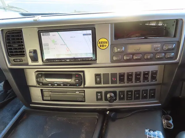 日野 プロフィア QPG-FR1EXEG(6x2)の写真26