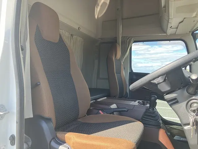 日野 レンジャー 2KG-FD2ABG(2WD)の写真27