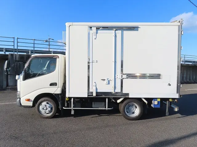 日野 デュトロ TKG-XZC605M(2WD)の写真7