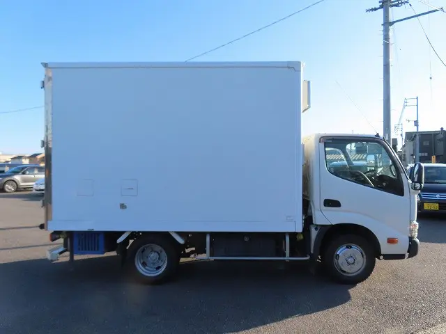 日野 デュトロ TKG-XZC605M(2WD)の写真9