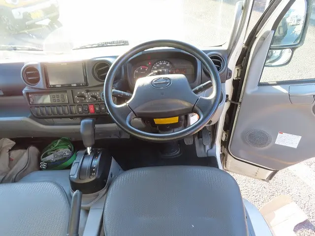 日野 デュトロ TKG-XZC605M(2WD)の写真21