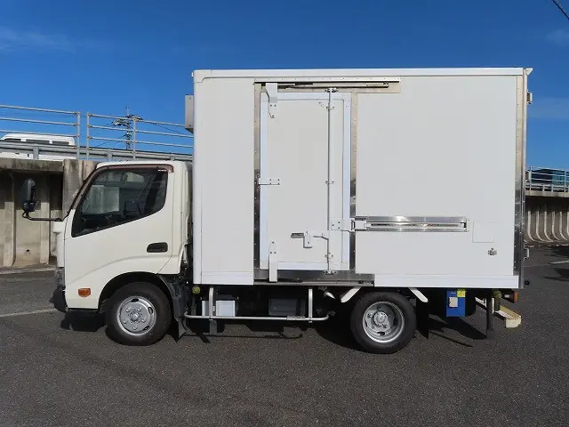 日野 デュトロ TKG-XZC605M(2WD)の写真7