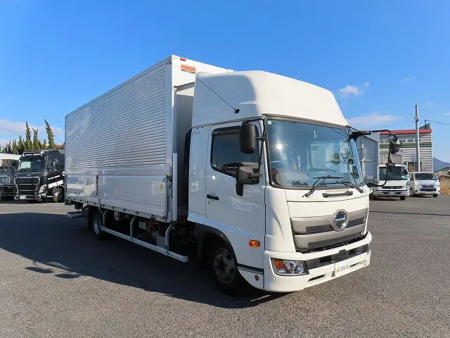 日野 レンジャー 2KG-FD2ABG(2WD)の写真2