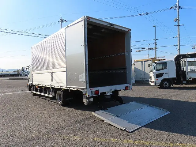 日野 レンジャー 2KG-FD2ABG(2WD)の写真11