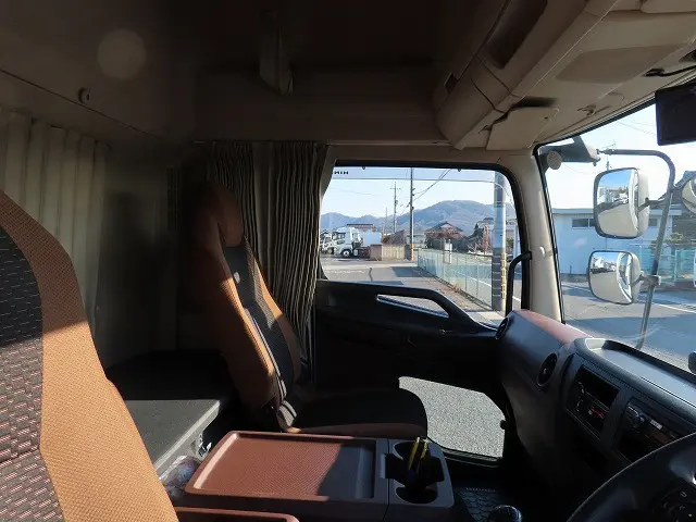 日野 レンジャー 2KG-FD2ABG(2WD)の写真27