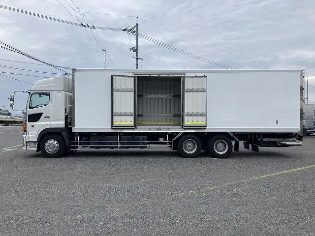 日野 プロフィア QPG-FR1EXEG(6x2)の写真7