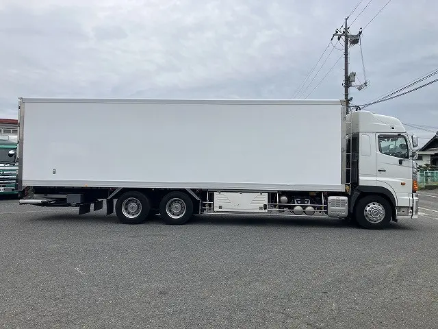 日野 プロフィア QPG-FR1EXEG(6x2)の写真8