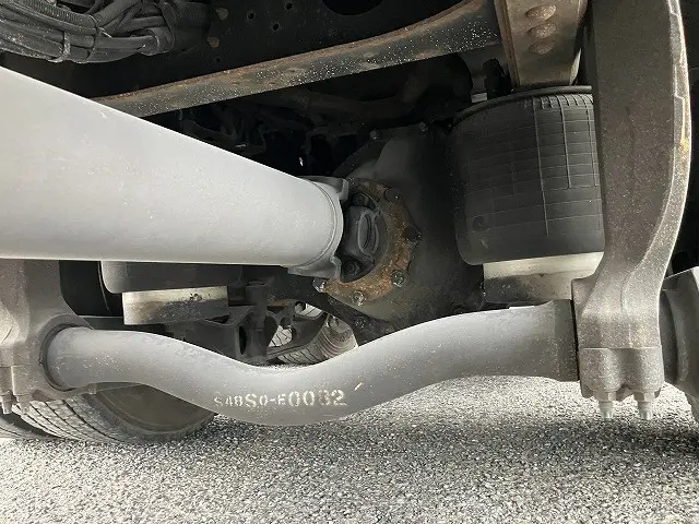 日野 プロフィア QPG-FR1EXEG(6x2)の写真19