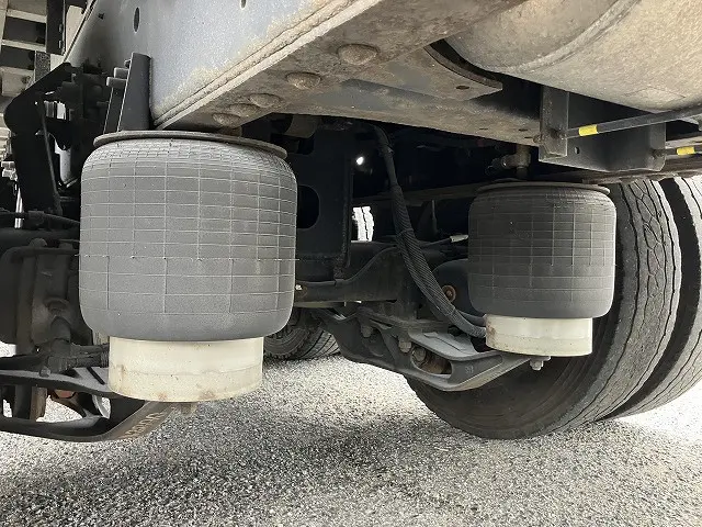 日野 プロフィア QPG-FR1EXEG(6x2)の写真20