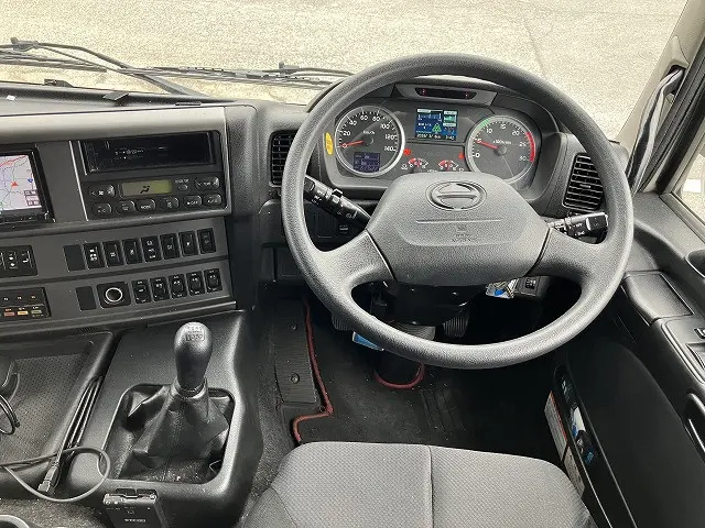 日野 プロフィア QPG-FR1EXEG(6x2)の写真25