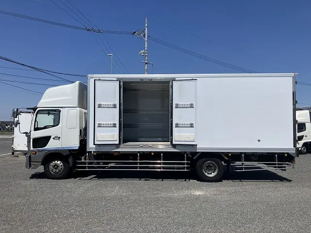 日野 レンジャー 2KG-FD2ABG(2WD)の写真7