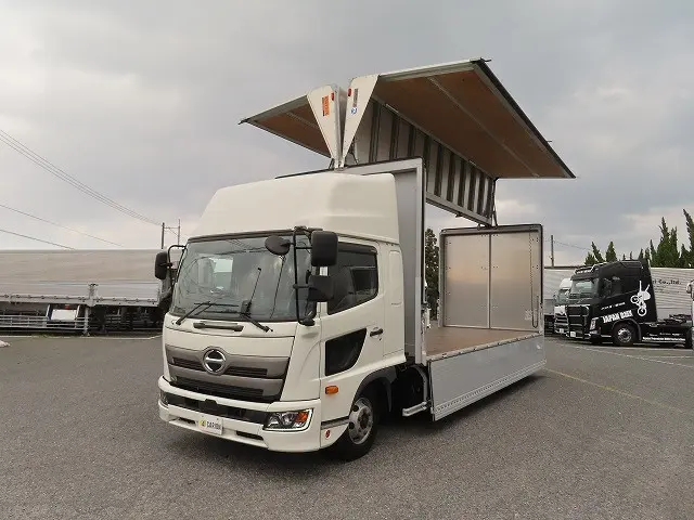 日野 レンジャー 2KG-FD2ABG(2WD)の写真9