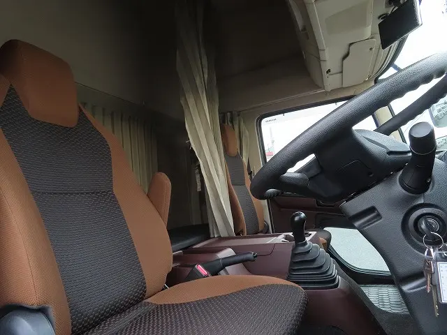 日野 レンジャー 2KG-FD2ABG(2WD)の写真27