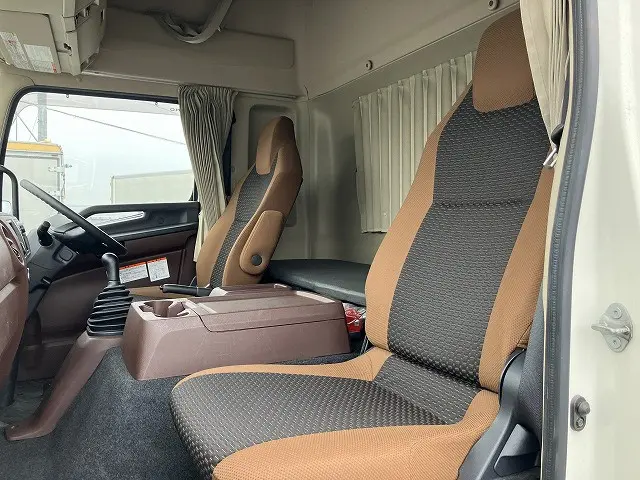 日野 レンジャー 2KG-FD2ABG(2WD)の写真28