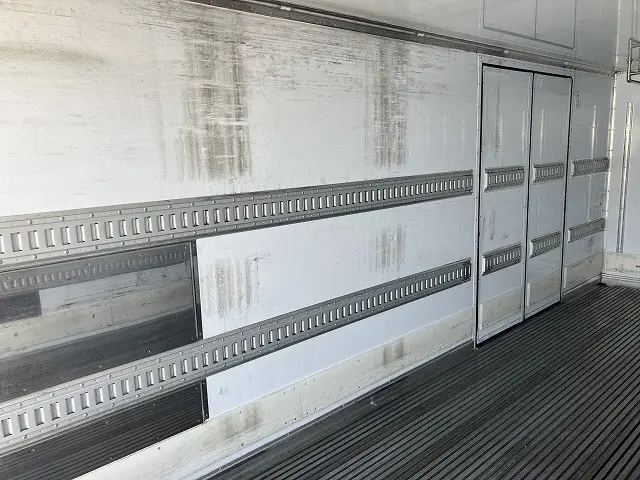 日野 レンジャー 2KG-FD2ABG(2WD)の写真12