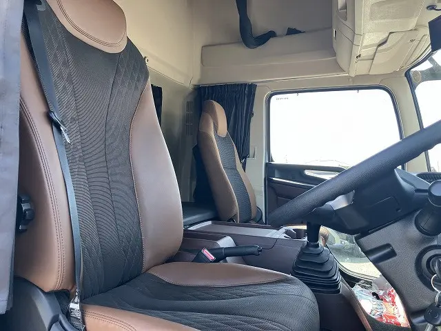 日野 レンジャー 2KG-FD2ABG(2WD)の写真24