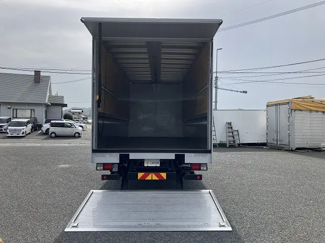 日野 レンジャー 2KG-FD2ABG(2WD)の写真10